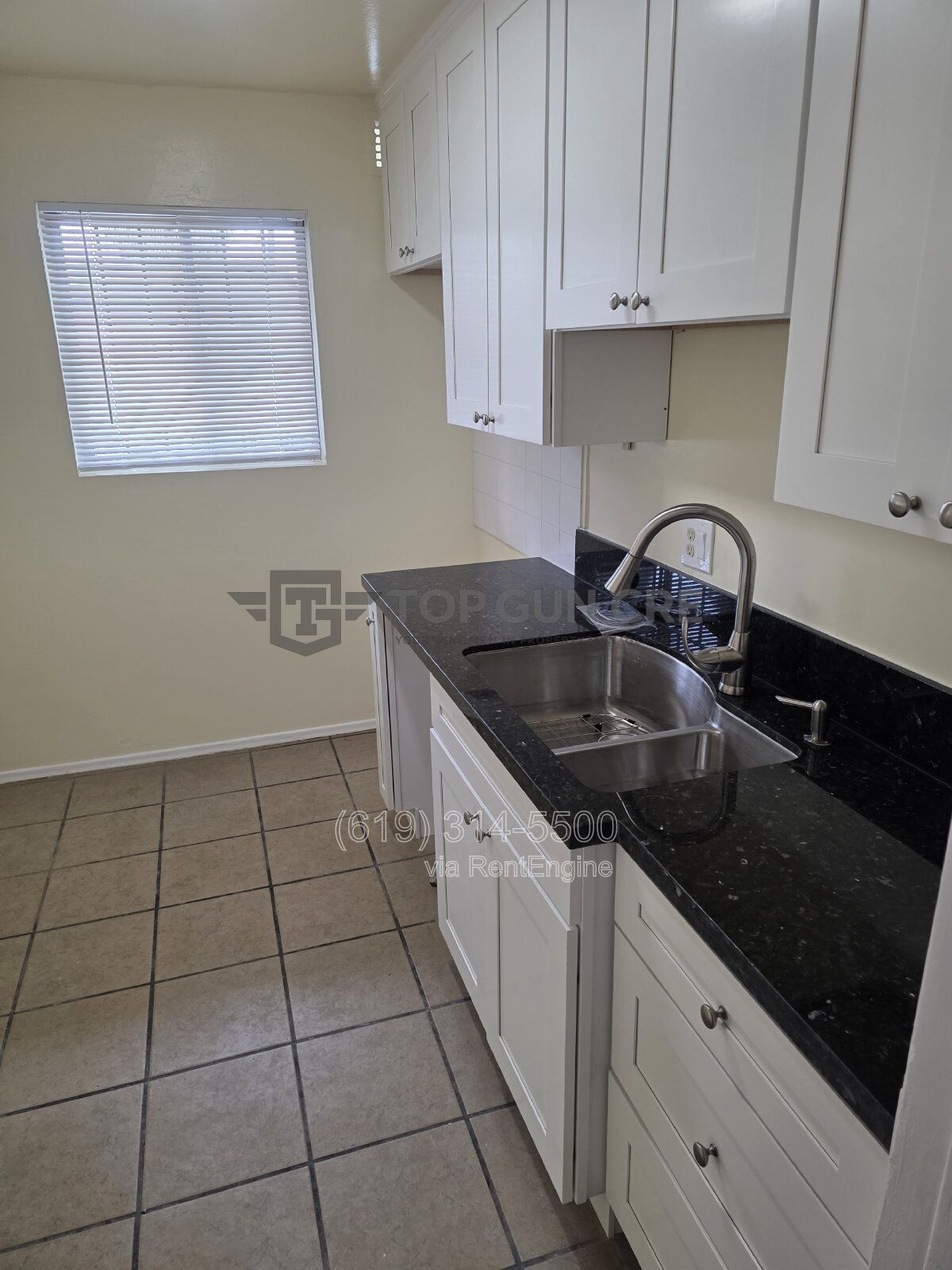 Newly Renovated 1bed+1bath Unit w/ 1 Off-Street Parking in Golden Hill property image