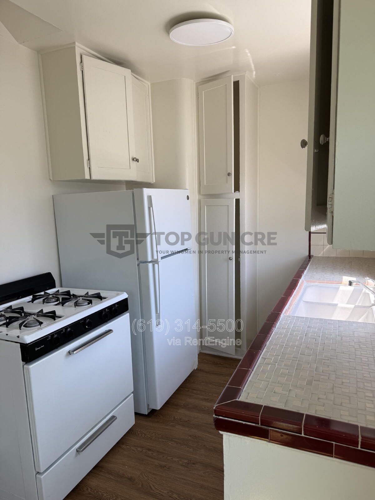 $1,000 OFF FIRST MONTHS RENT -Charming, Cottage-Style Duplex in University Heights property image