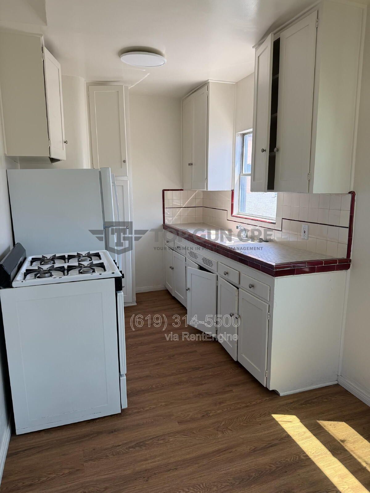 $1,000 OFF FIRST MONTHS RENT -Charming, Cottage-Style Duplex in University Heights property image