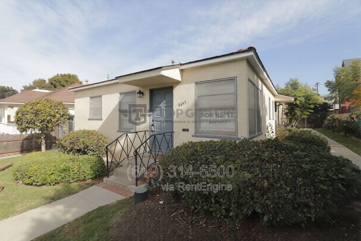 $1,000 OFF FIRST MONTHS RENT -Charming, Cottage-Style Duplex in University Heights property image