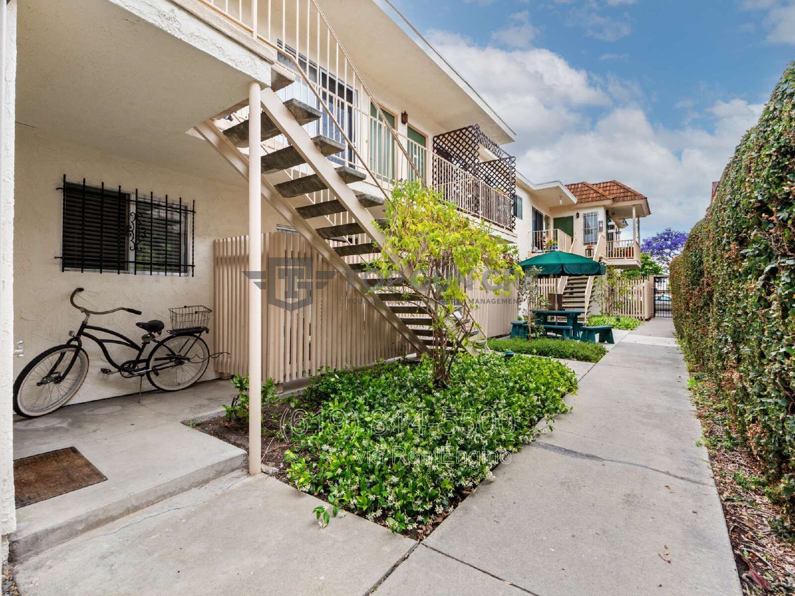 Well-maintained 2bed/1bath w/ Parking in Desirable University Heights - $1K OFF 1ST MONTH! property image