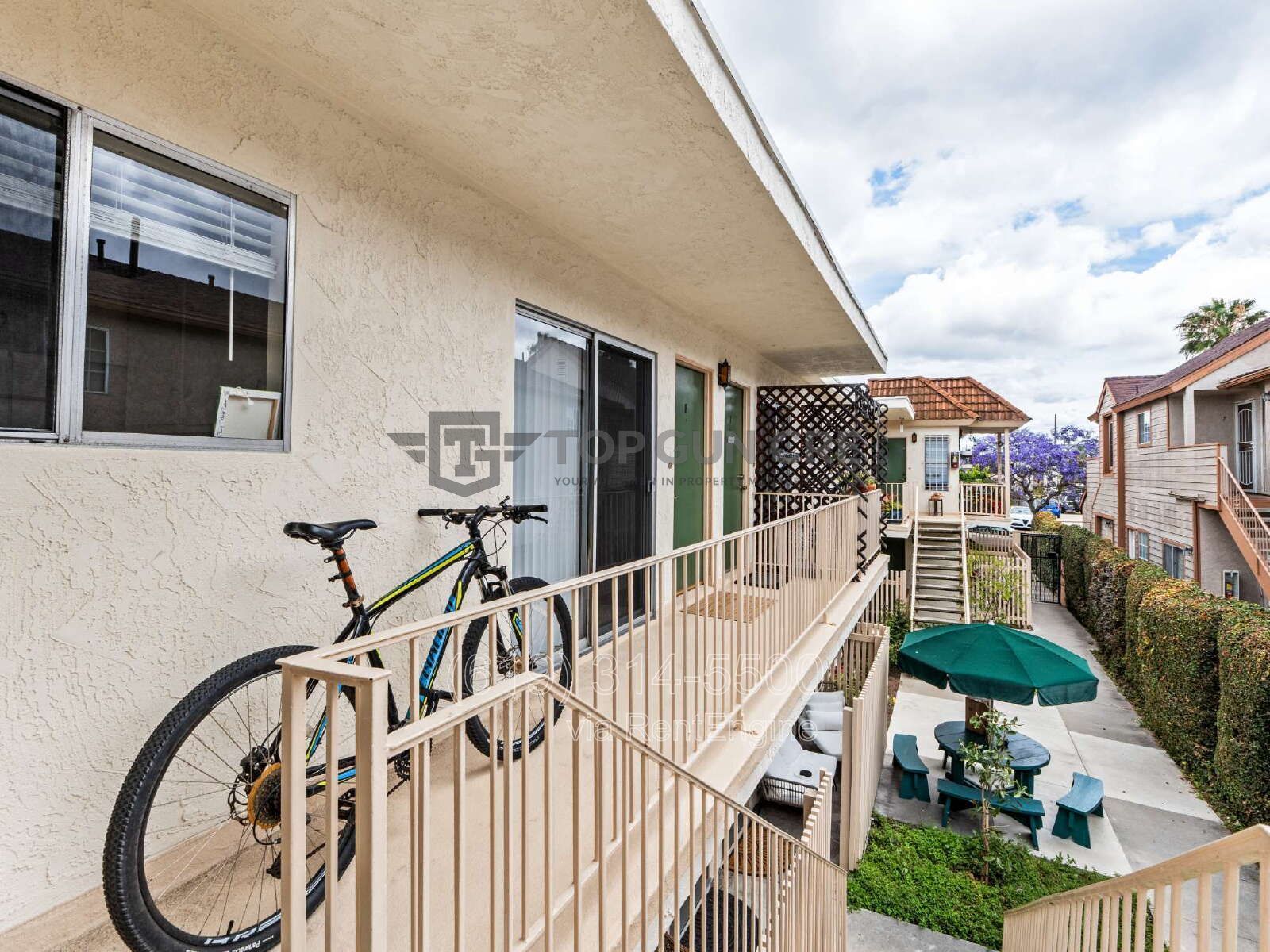 Well-maintained 2bed/1bath w/ Parking in Desirable University Heights - $1K OFF 1ST MONTH! property image