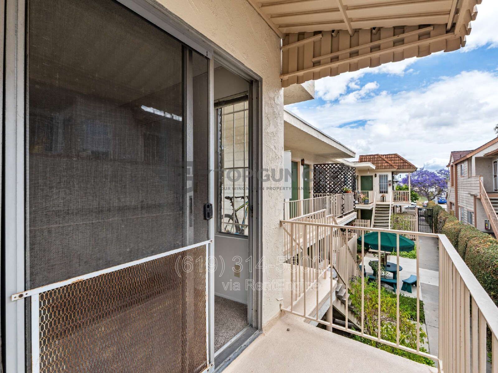 Well-maintained 2bed/1bath w/ Parking in Desirable University Heights - $1K OFF 1ST MONTH! property image