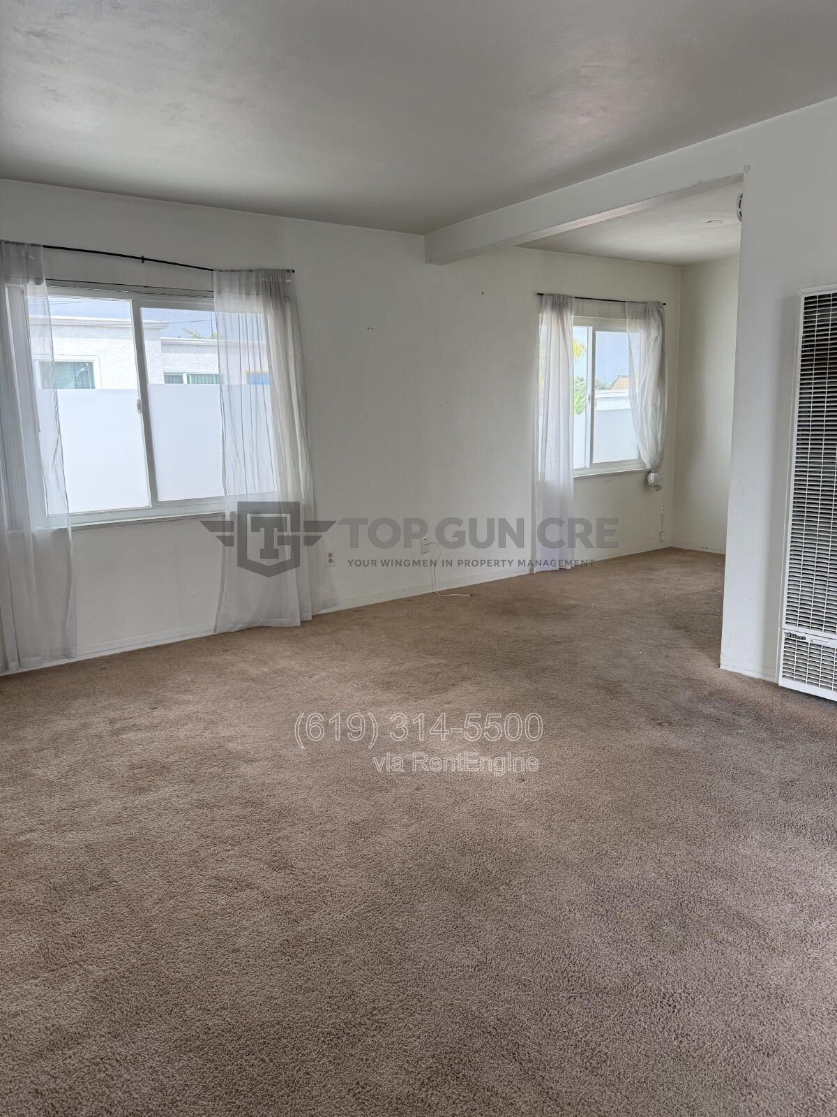 2 BED 1 BATH IN PACIFIC BEACH WITH 1 CAR GARAGE property image