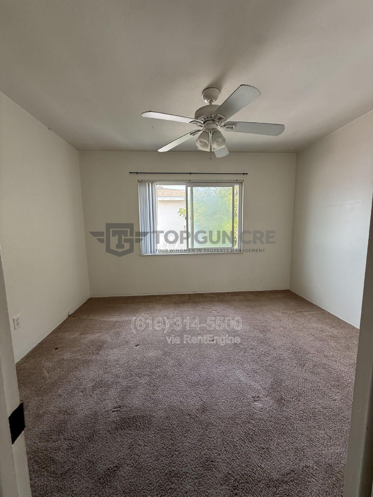 2 BED 1 BATH IN PACIFIC BEACH WITH 1 CAR GARAGE property image