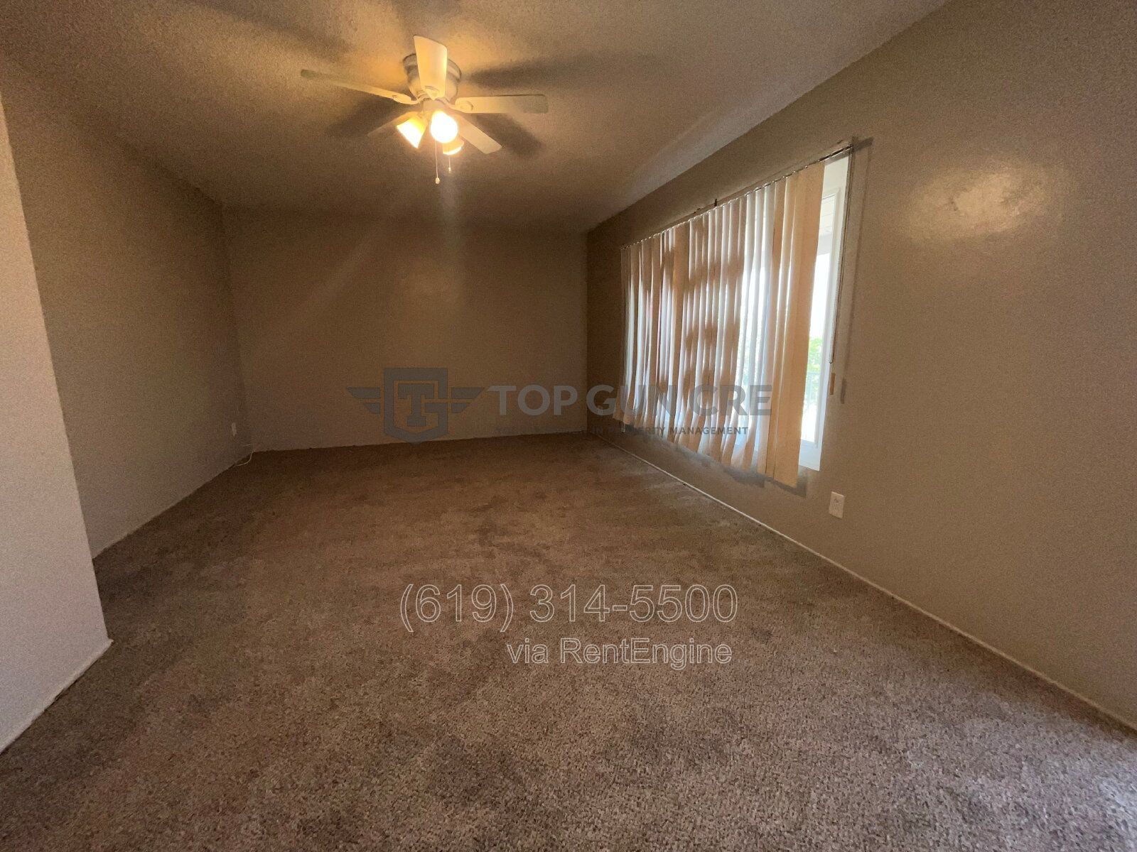 1 bed 1 bath w/ HUGE storage unit property image