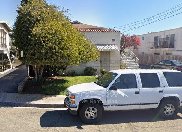 1 bed 1 bath w/ HUGE storage unit property image
