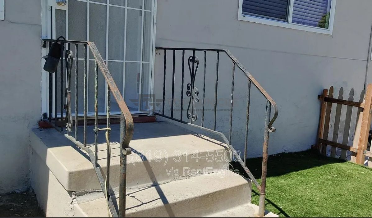 City Heights! RENOVATED 2-Bed, 1-Bath with
IN UNIT W/D property image