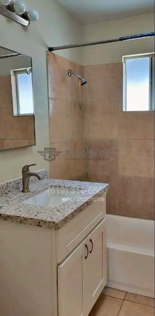 City Heights! RENOVATED 2-Bed, 1-Bath with
IN UNIT W/D property image