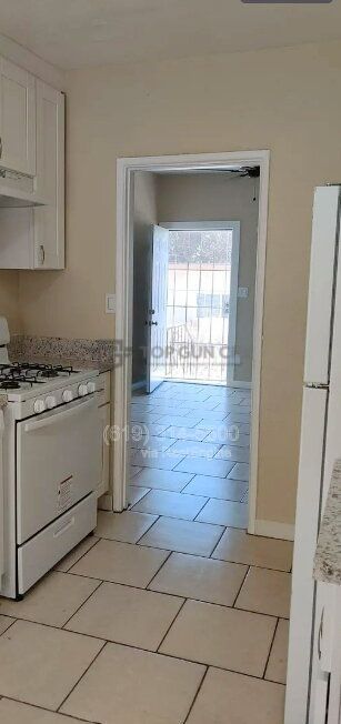 City Heights! RENOVATED 2-Bed, 1-Bath with
IN UNIT W/D property image