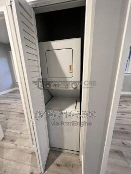 Fully renovated 2bed/1bath with private, gated porch, in-unit washer/dryer! property image