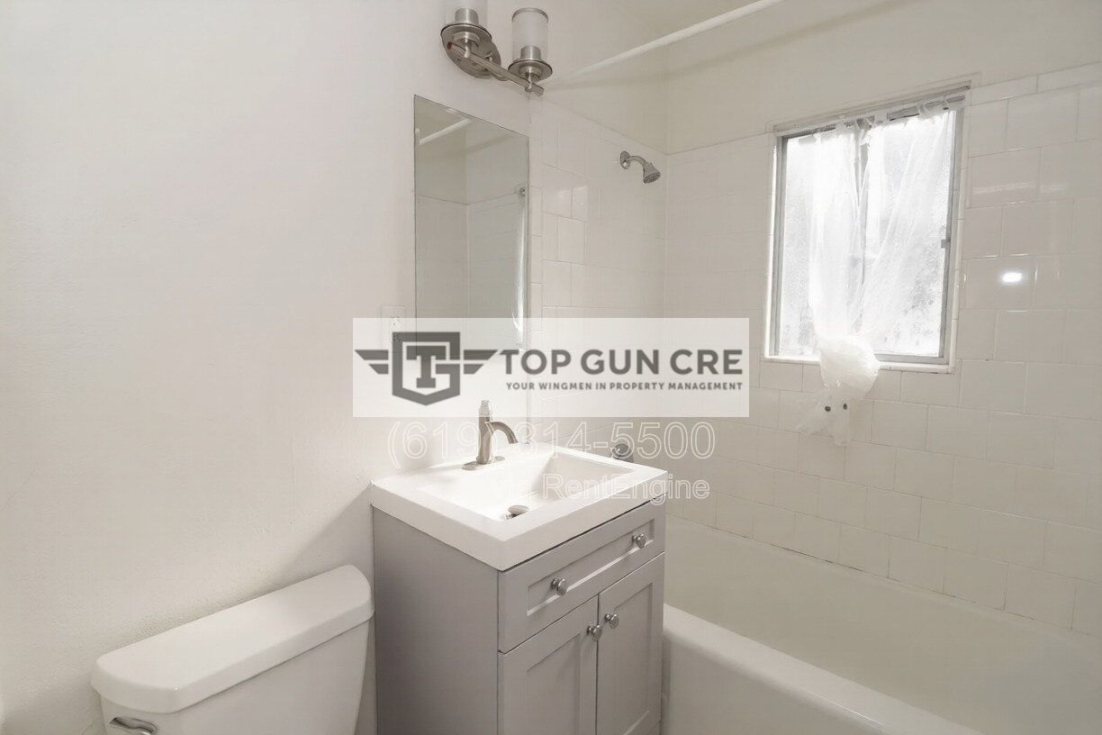 Charming, Cottage-Style Duplex in University Heights - $500 Off 1st-Month! property image