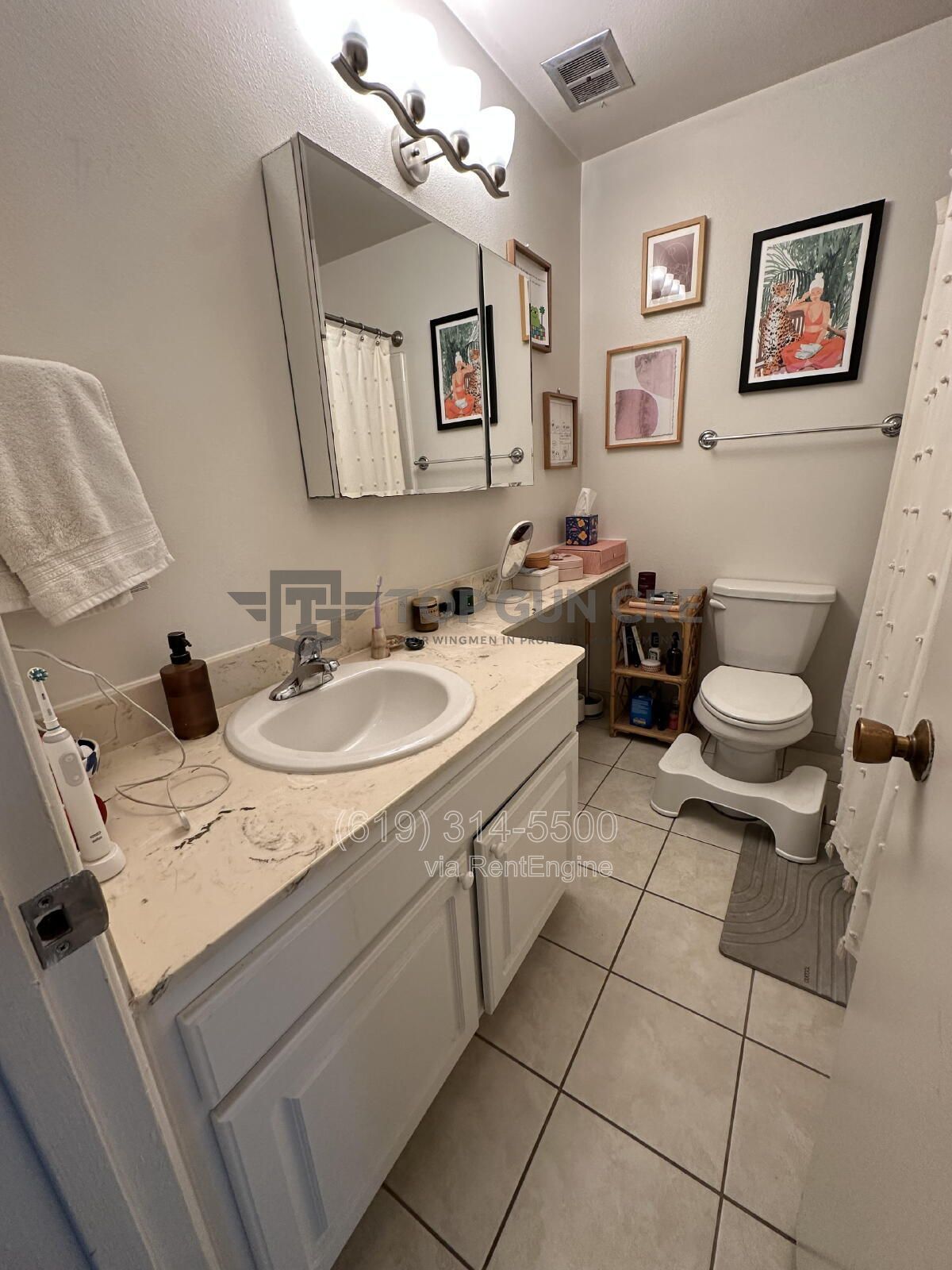 Crown Point Apartment for Rent property image