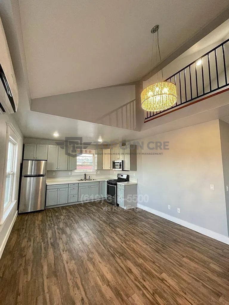 *1-Month Free! Fully renovated 2bed/1bath with private, gated porch, in-unit washer/dryer! property image