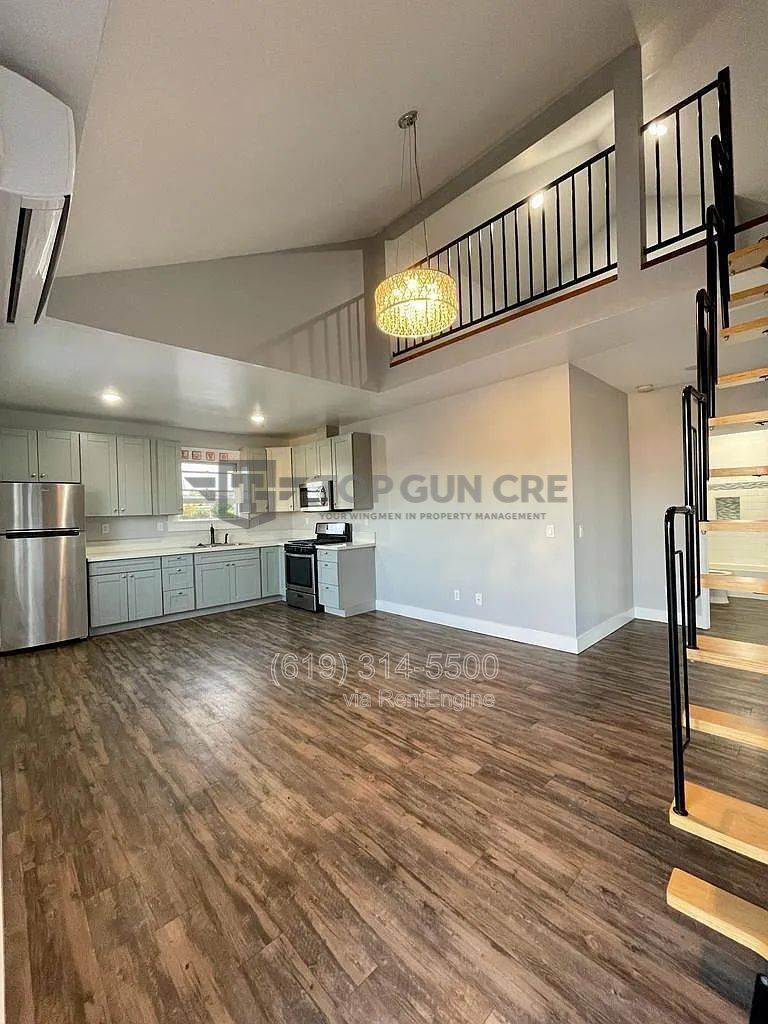 *1-Month Free! Fully renovated 2bed/1bath with private, gated porch, in-unit washer/dryer! property image