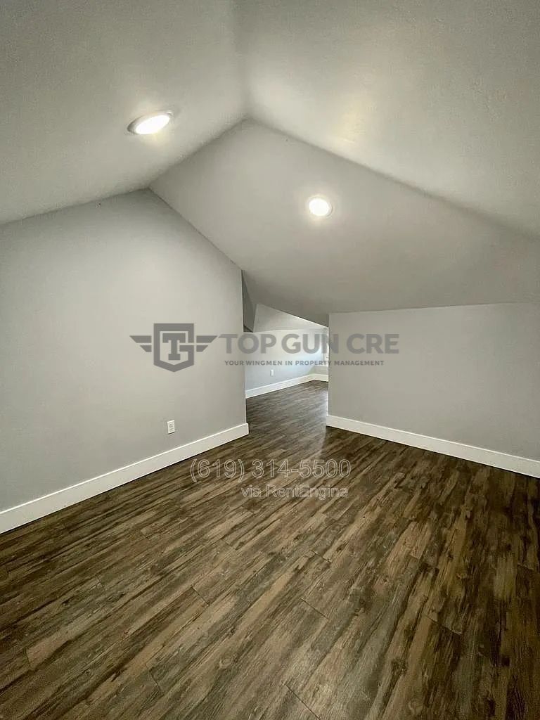 *1-Month Free! Fully renovated 2bed/1bath with private, gated porch, in-unit washer/dryer! property image