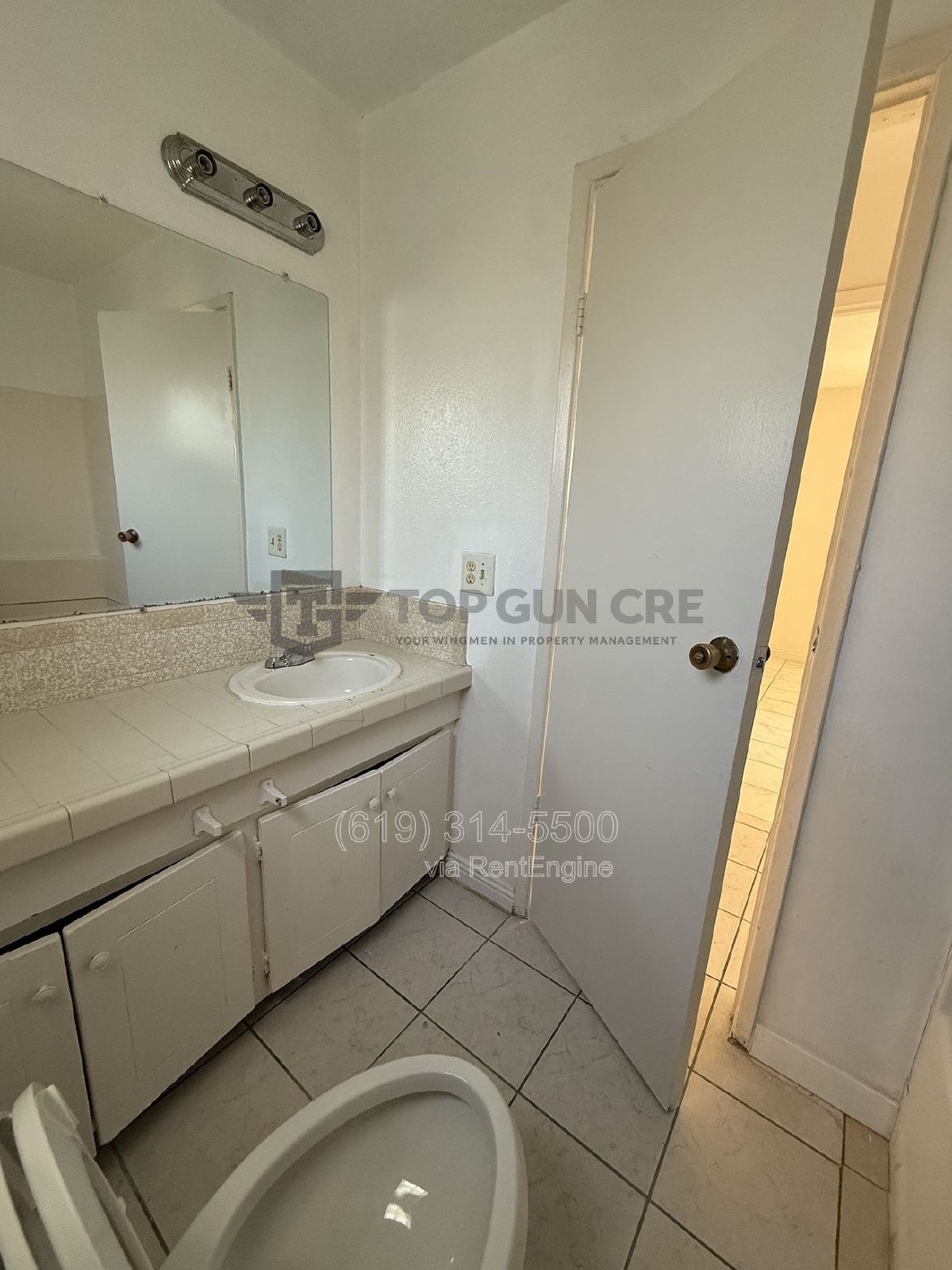 Charming 1-Bedroom in Central San Diego – Private Yard & Parking Included! property image