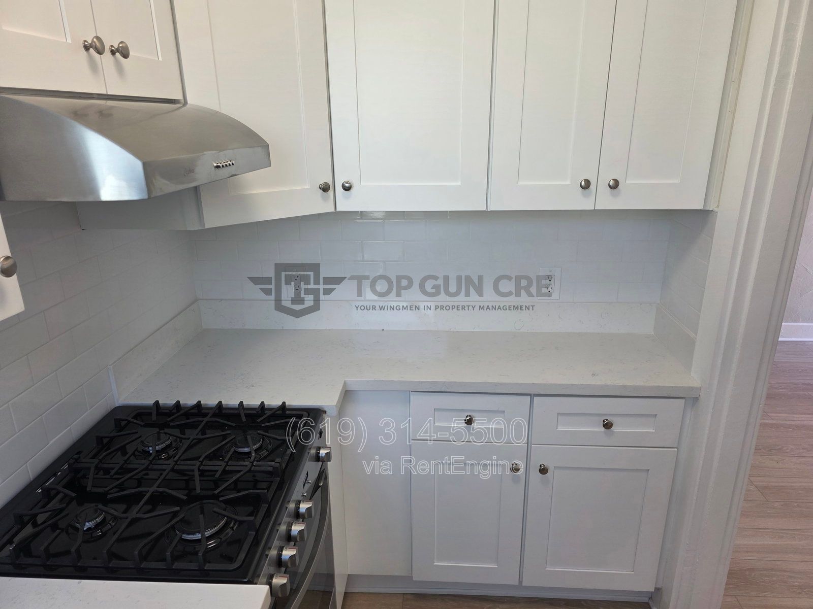 $1K Off 1st-Month!* Charming Mission Hills Craftsman Duplex – Historic Elegance with Modern Upgrades property image