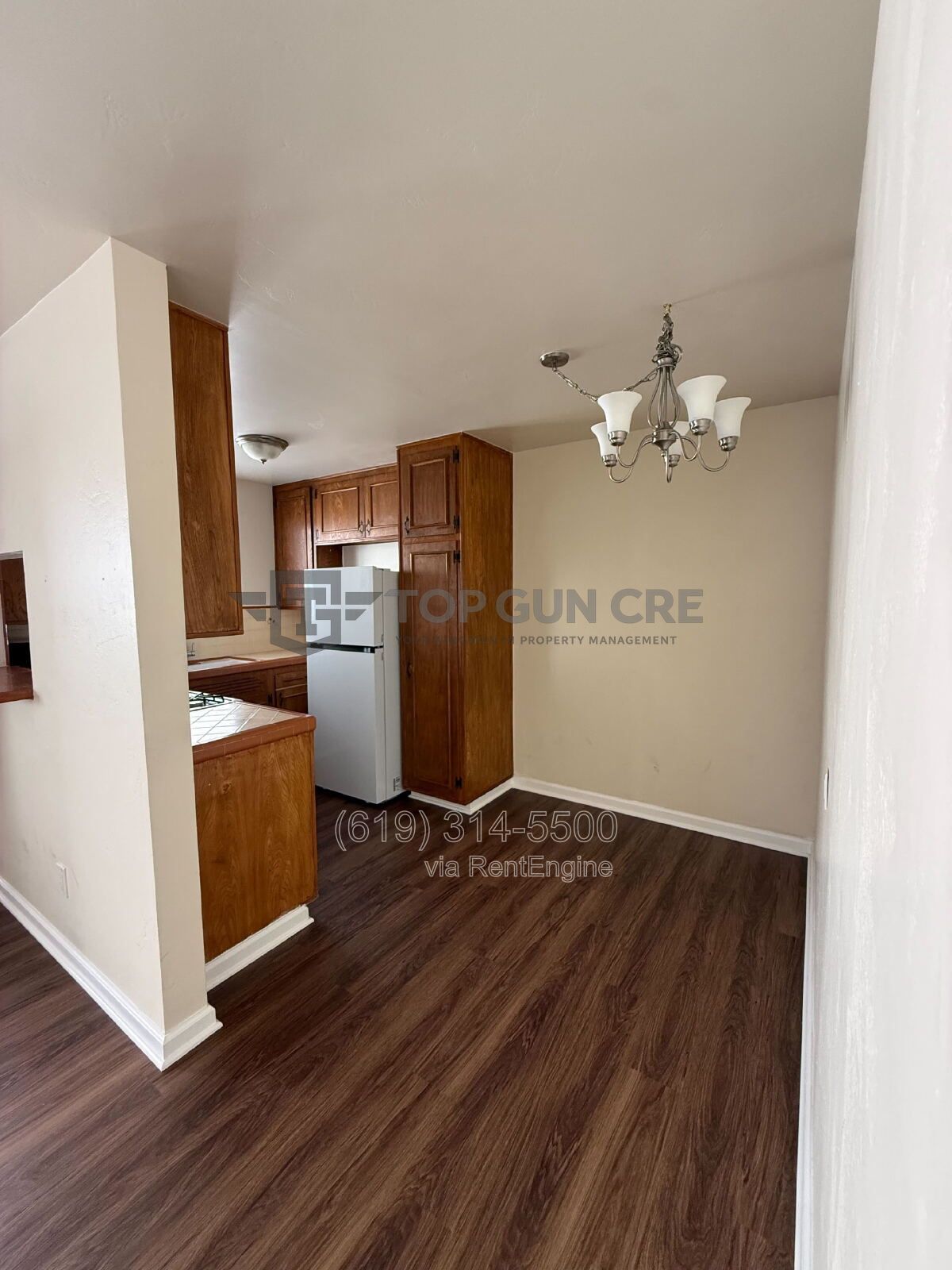 Bright 3BR 1 BATH Apartment FOF RENT! Across from USD (1 Space Off-Street Parking Included) $500 OFF 1ST MONTHS RENT property image